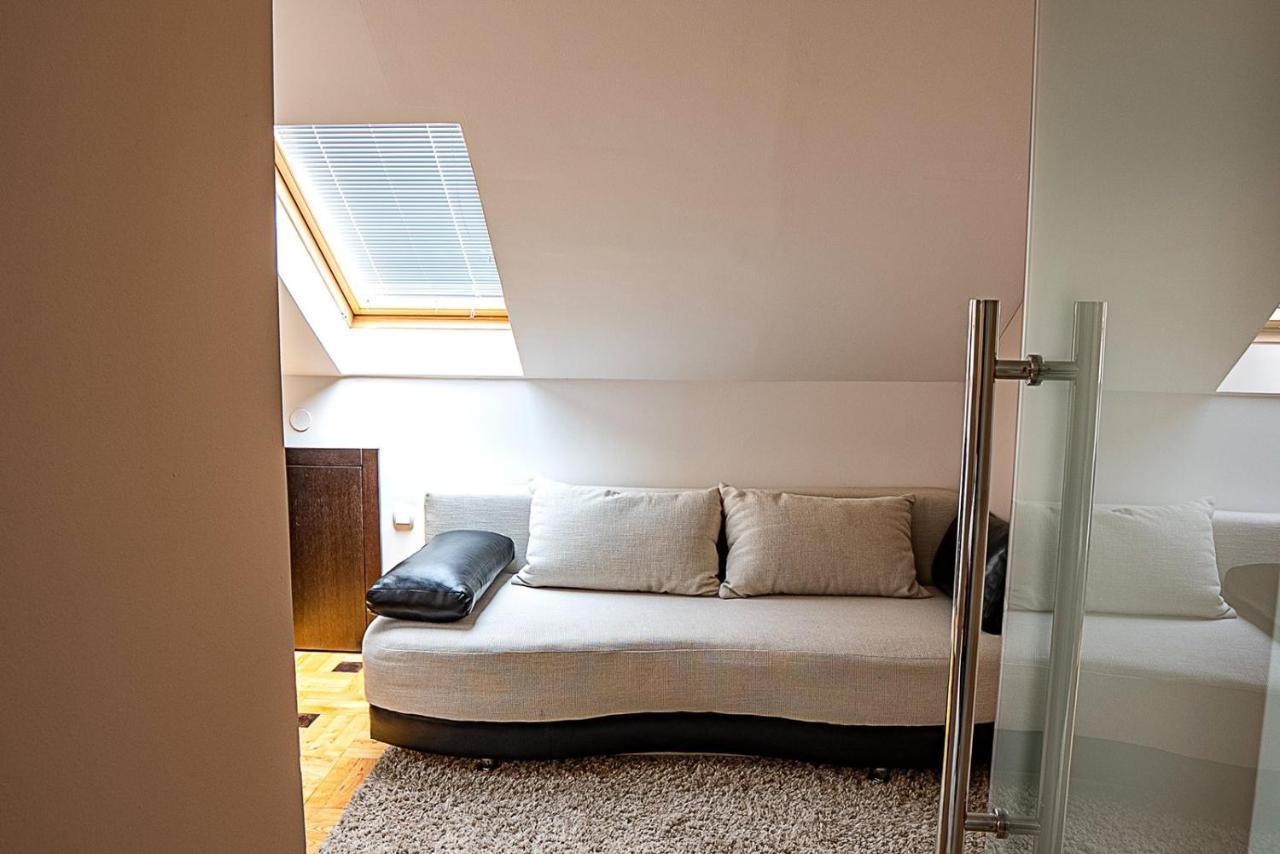 Pleasure Čair apartments Ni Extérieur photo