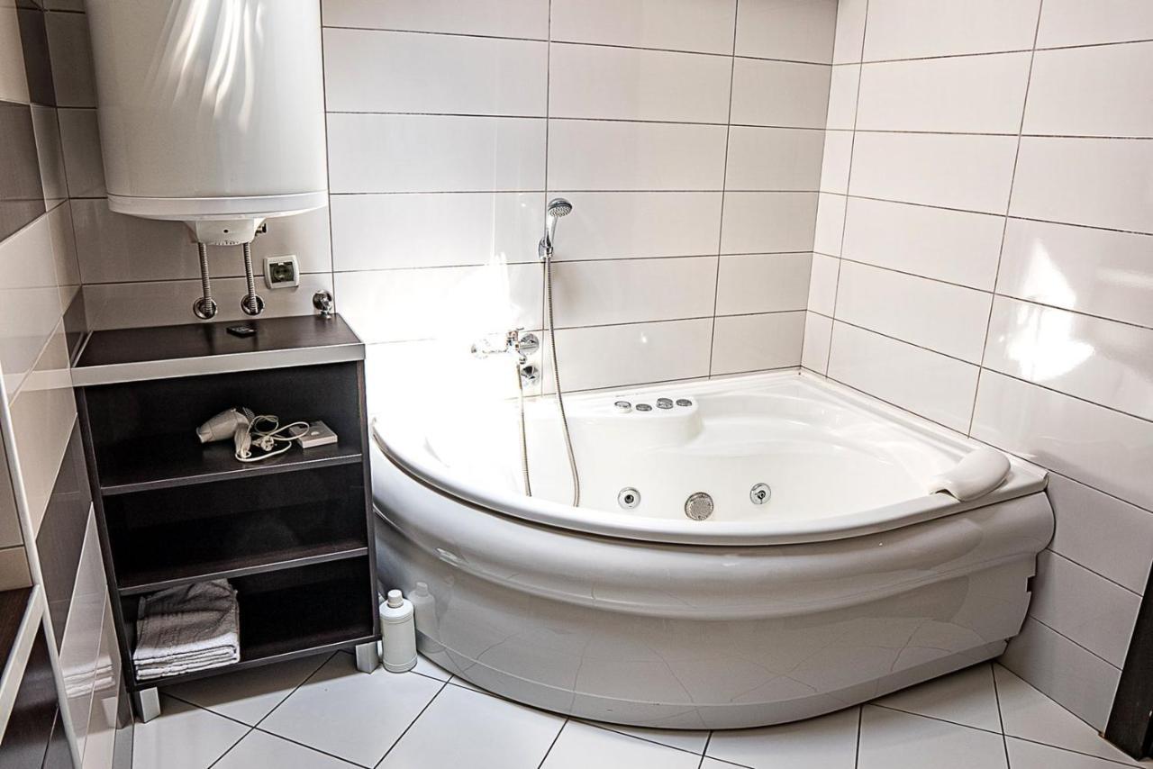 Pleasure Čair apartments Ni Extérieur photo